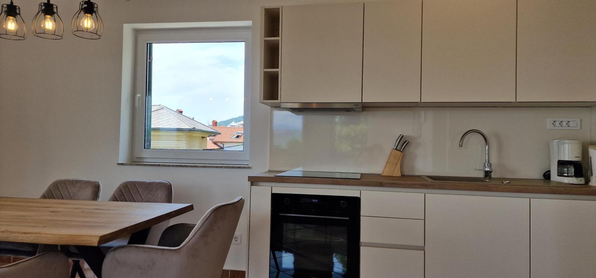 Apartma Maria 10 With Swimming Pool